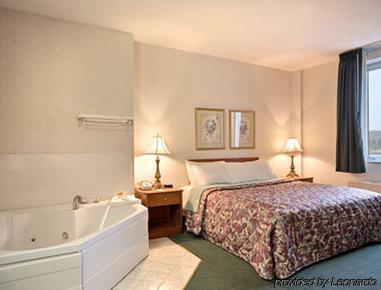 Elkins Inn And Suites Room photo